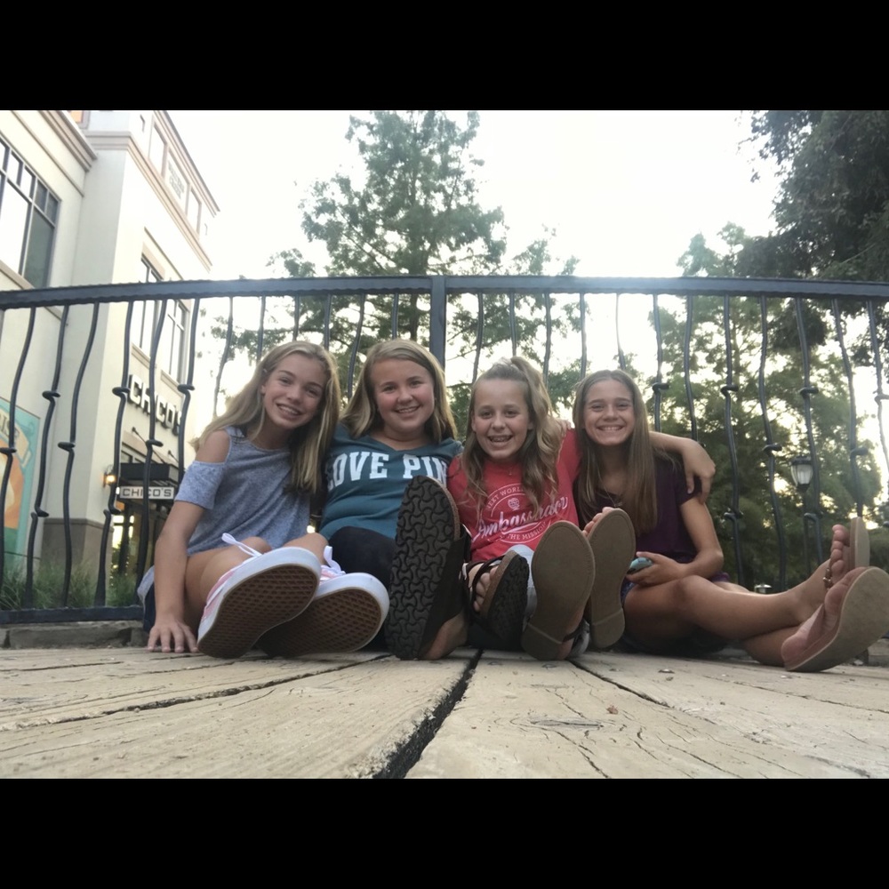 Meet your Posher, Riley